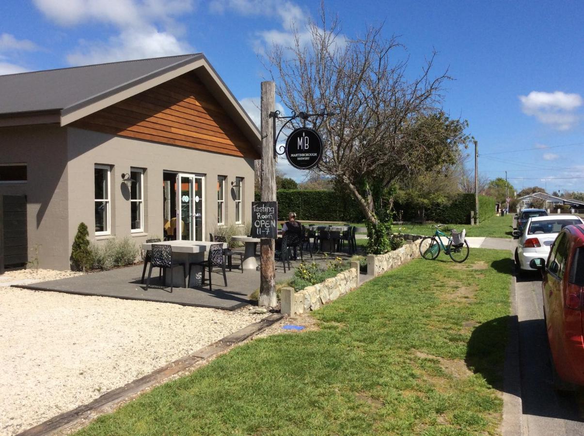 One Panama Villa Martinborough Exterior foto